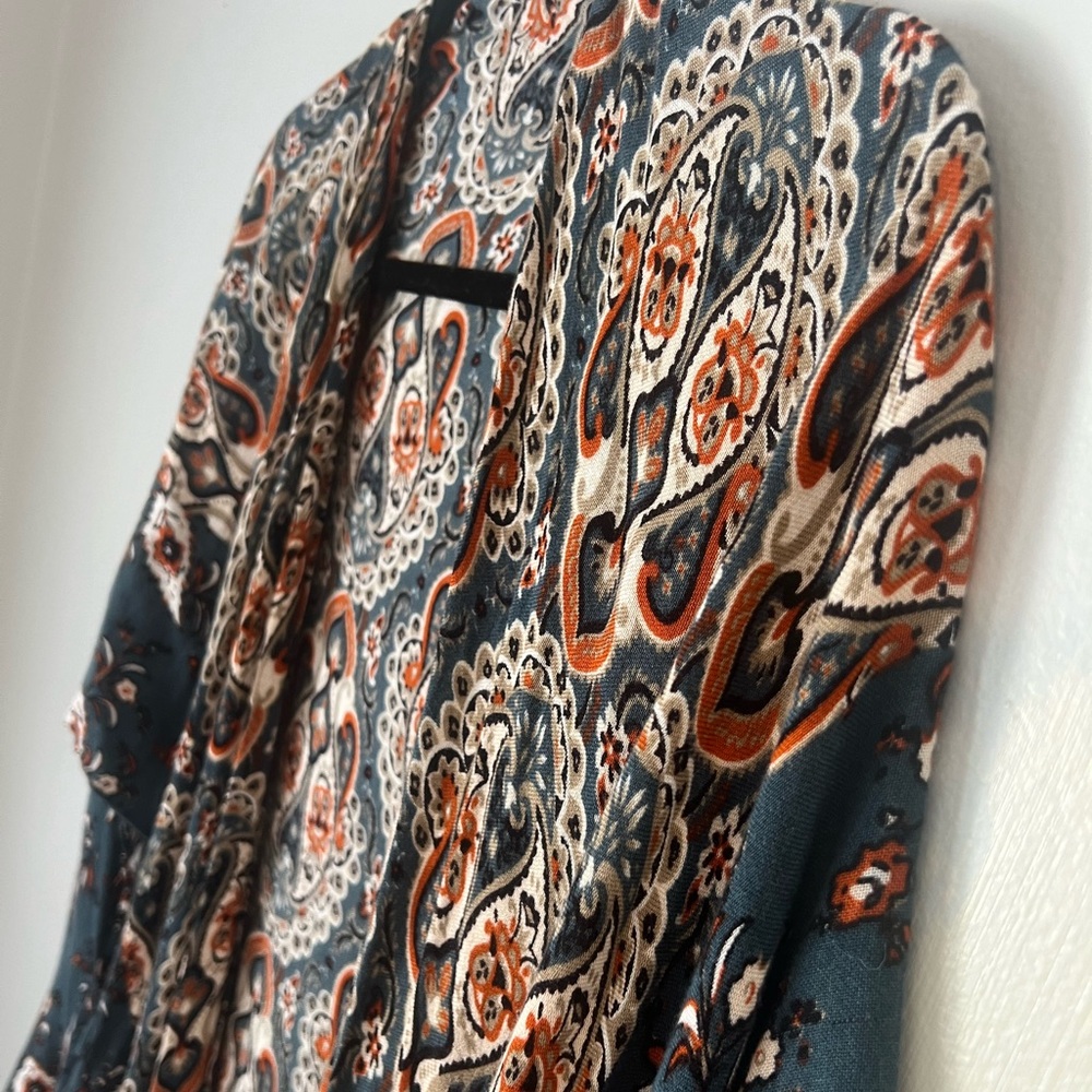 Paisley cover up